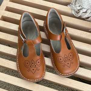 L Amour Mary Jane shoes